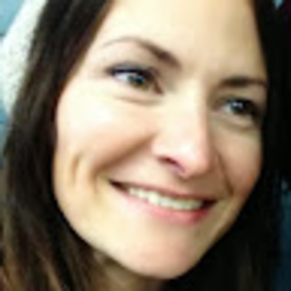 Meet your Posher, Amelia - Picture 1 of 1